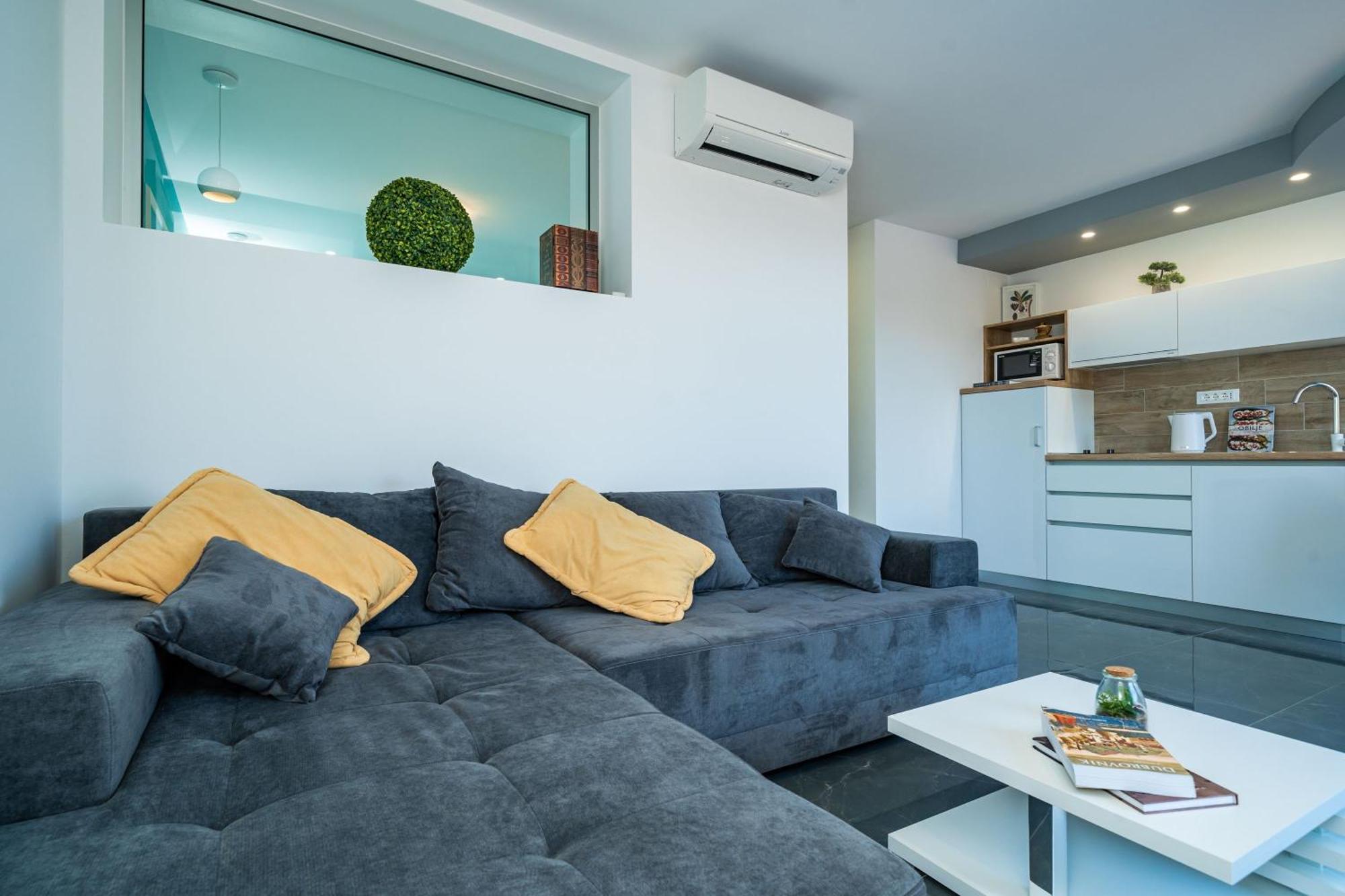 Arcadia Apartment *
