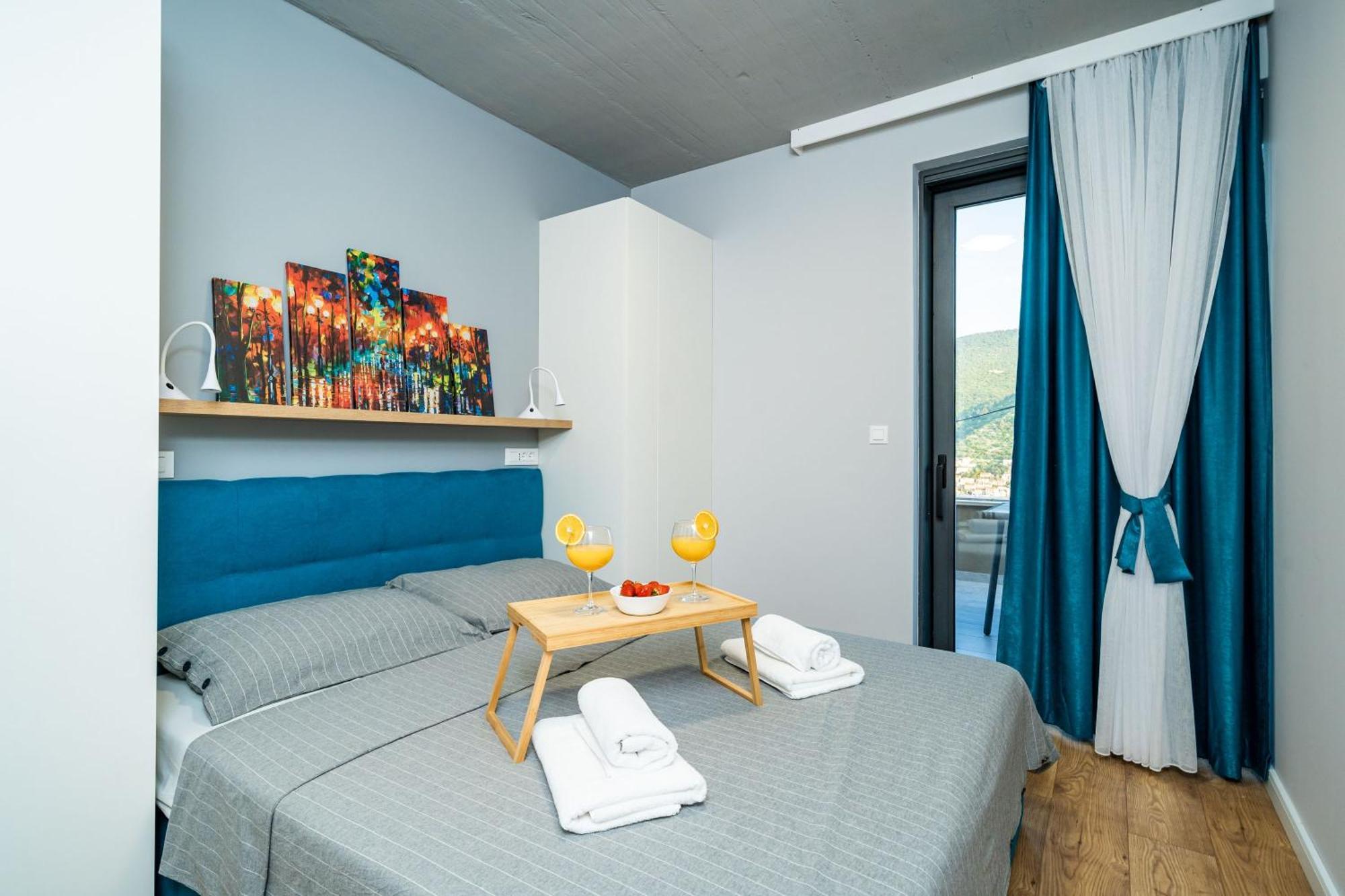 Arcadia Apartment *